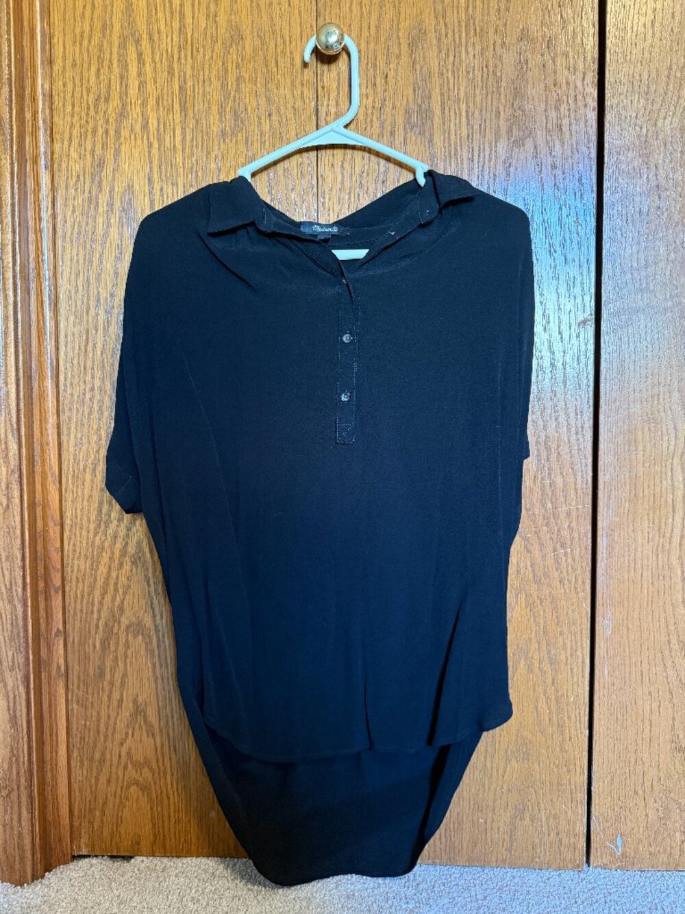 Madewell Women Golden Viscose V-Neck Short Sleeve Back Button Blouse Top
